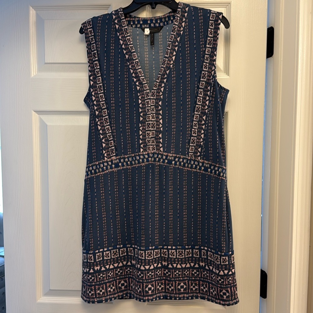 Beautiful dress, size large, BCBG Max Azria